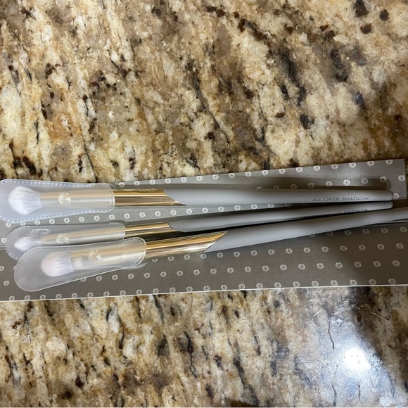 Complex Culture All Eyes Brush Trio - Picture 6 of 9